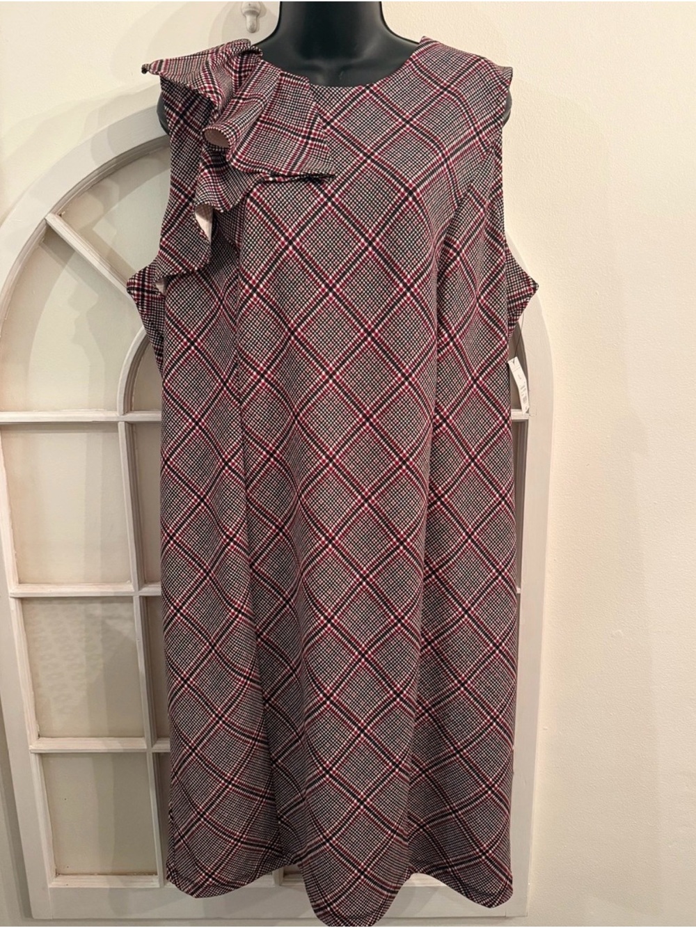 Liz Claiborne Black & Pink Plaid Ruffle Shoulder Midi Dress Dark Academia Preppy